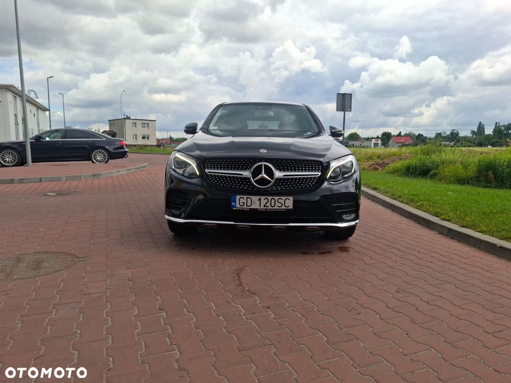 Mercedes-Benz GLC - 4