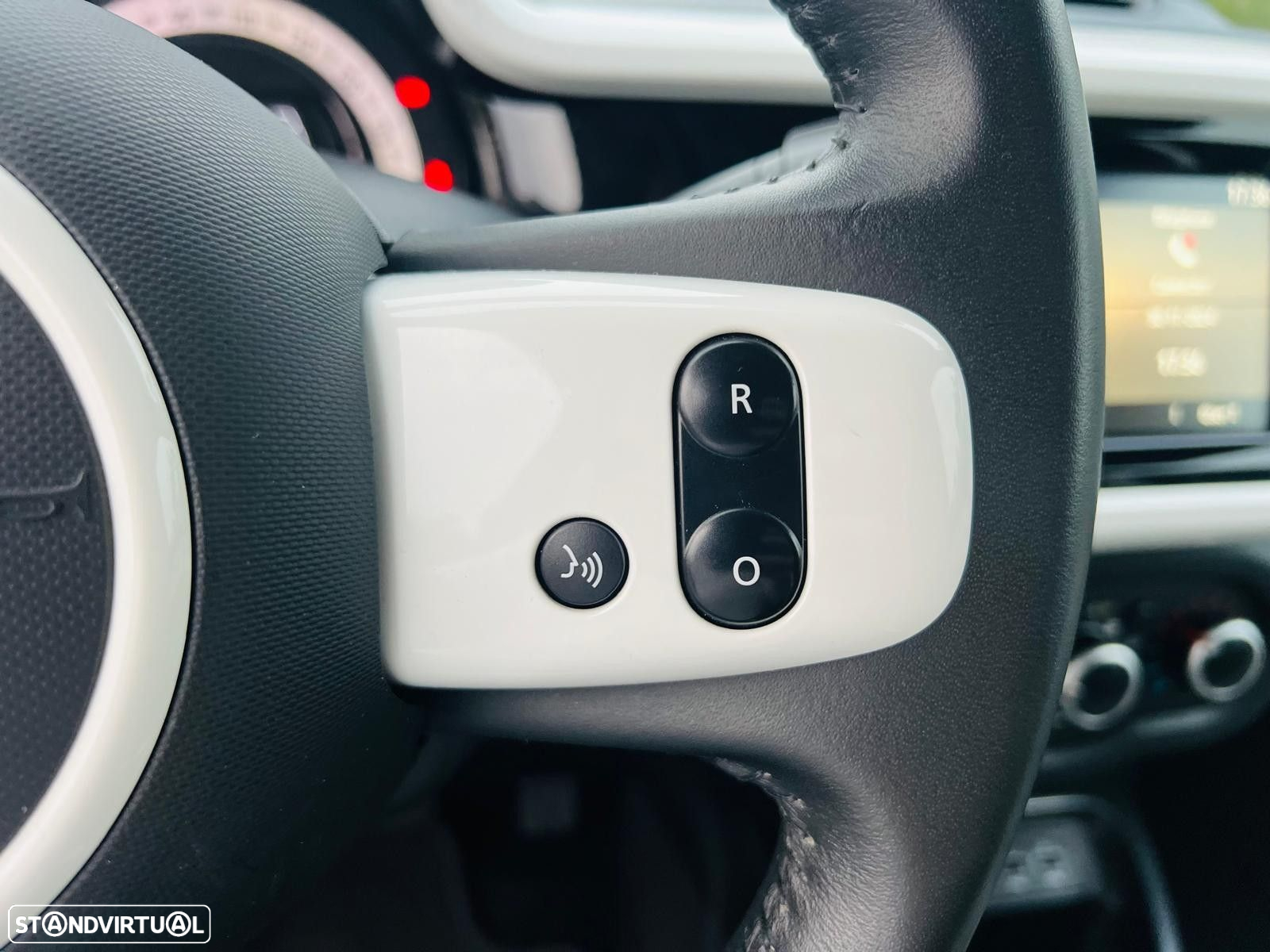 Renault Twingo 0.9 TCe Exclusive - 27