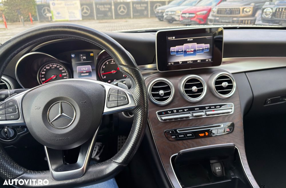 Mercedes-Benz C 200 9G-TRONIC AMG Line - 11