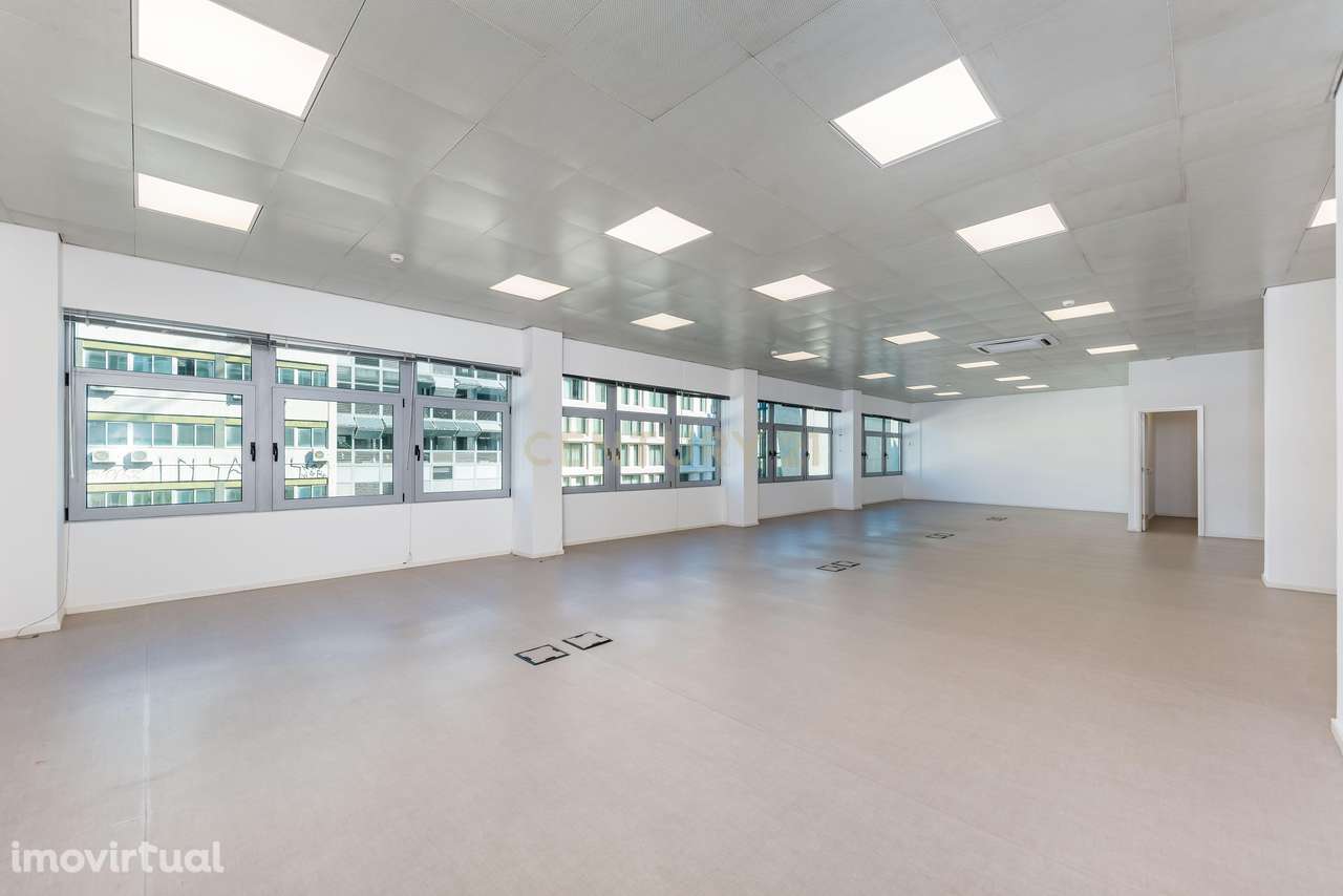 Arrendamento de Espaço | Centro de Lisboa | 5.900 mês - Grande imagem: 3/34
