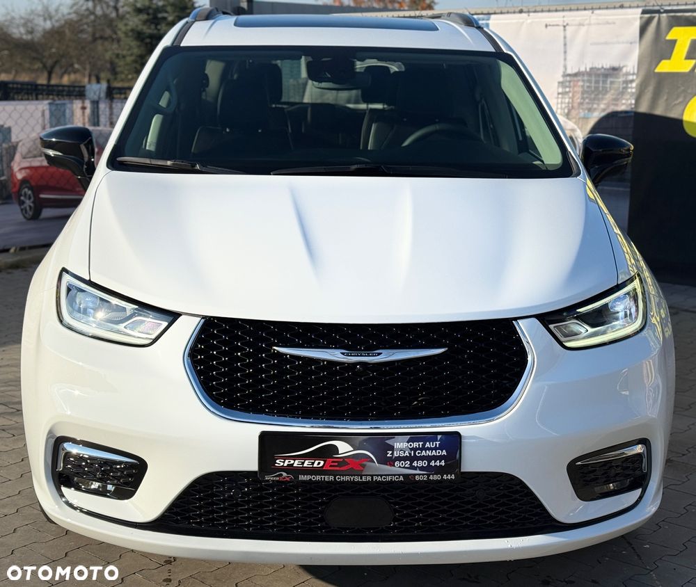 Chrysler Pacifica - 5