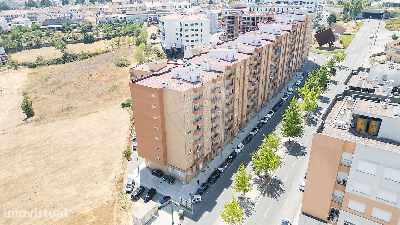 Apartamento T4 para venda - Grande imagem: 4/39