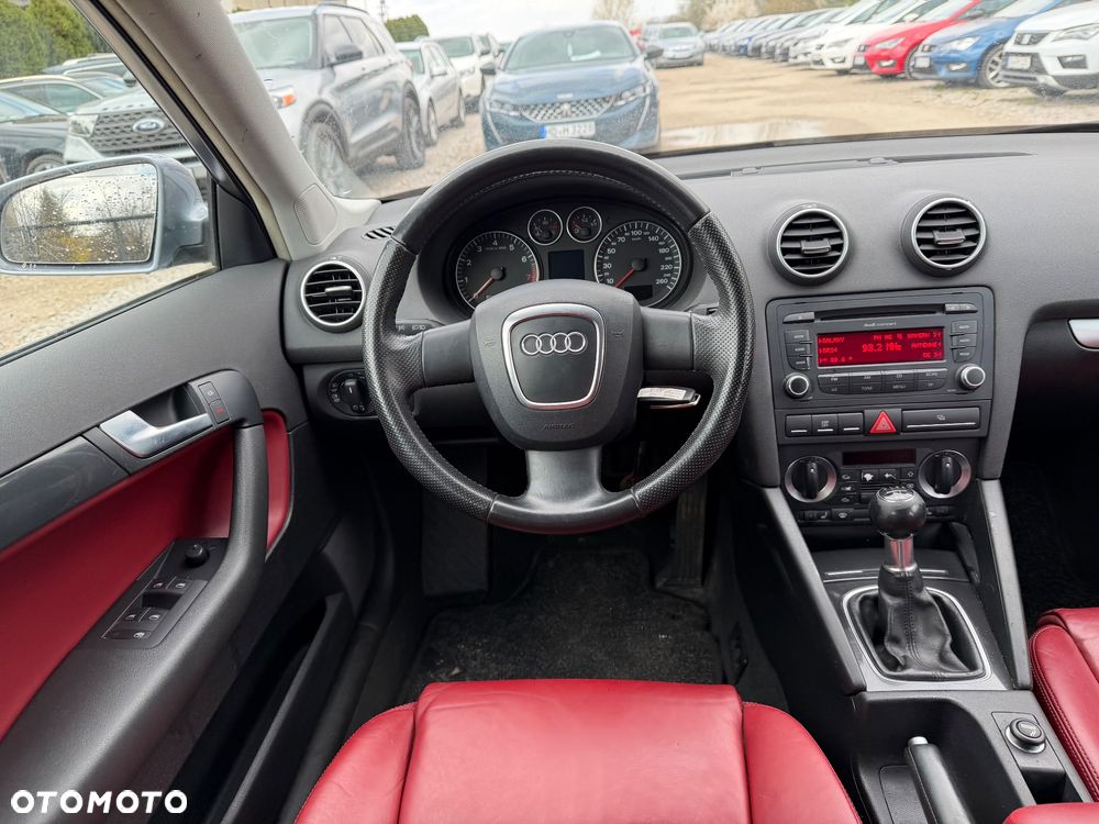 Audi A3 Sportback 1.6 S line Sportpaket plus - 33