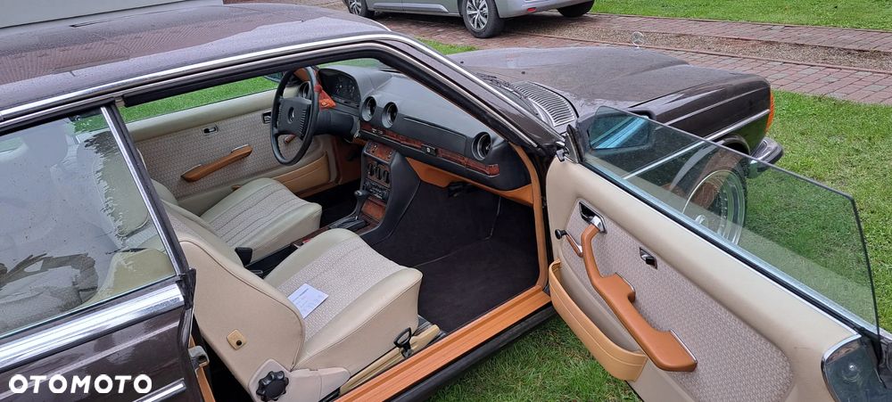 Mercedes-Benz W123 - 10
