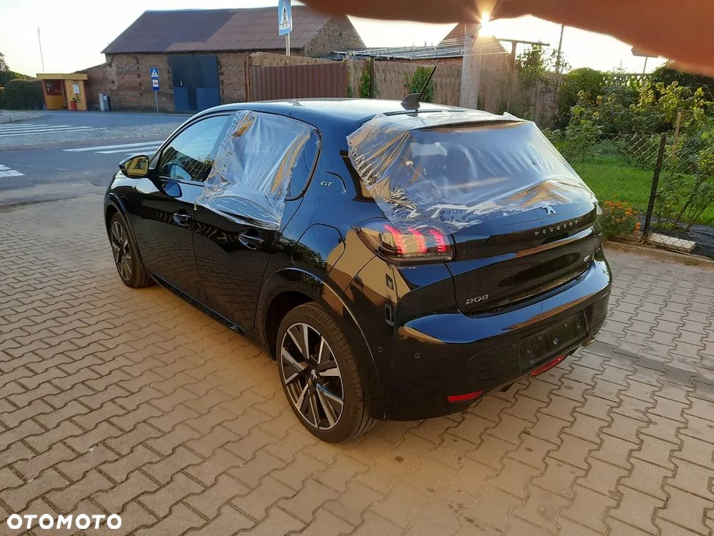 Peugeot 208 PureTech 100 GT - 17
