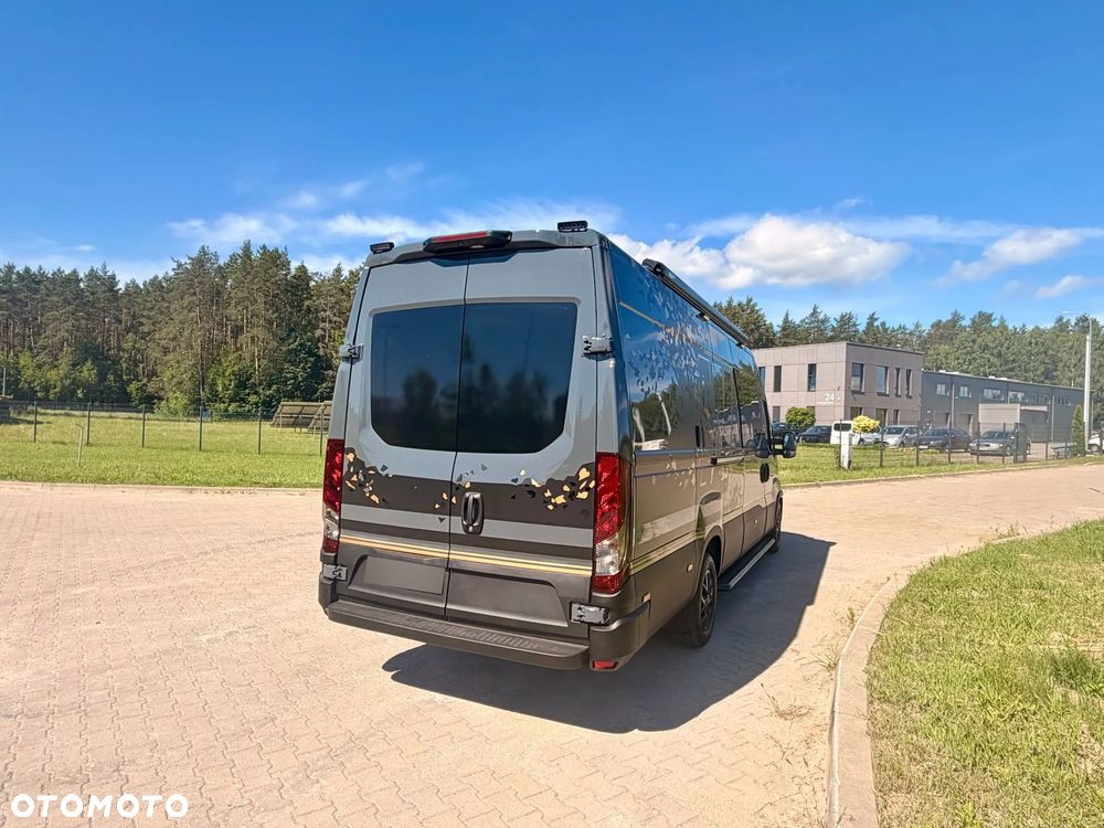 Iveco Daily 35S18 - 16
