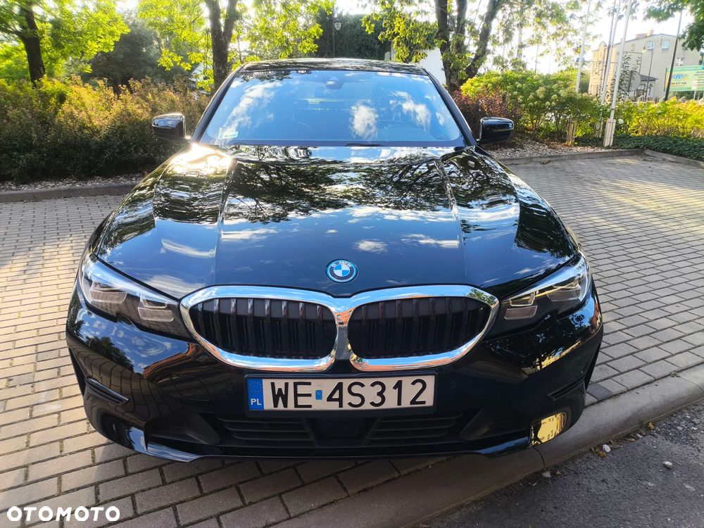 BMW Seria 3 320e - 14