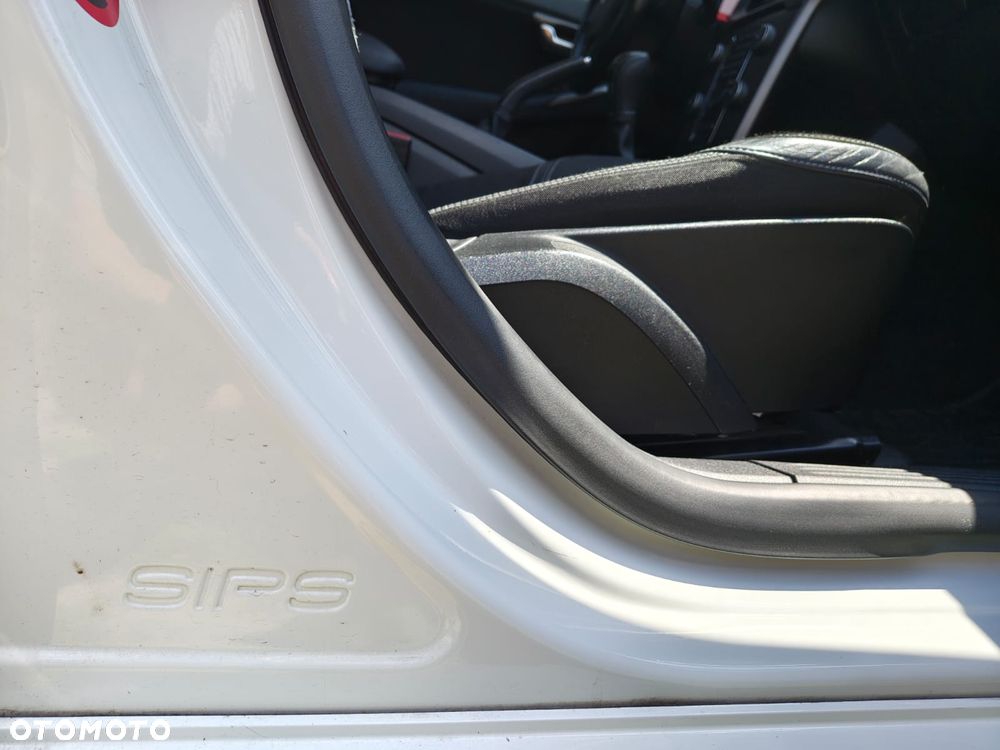 Volvo V40 D2 Momentum - 13