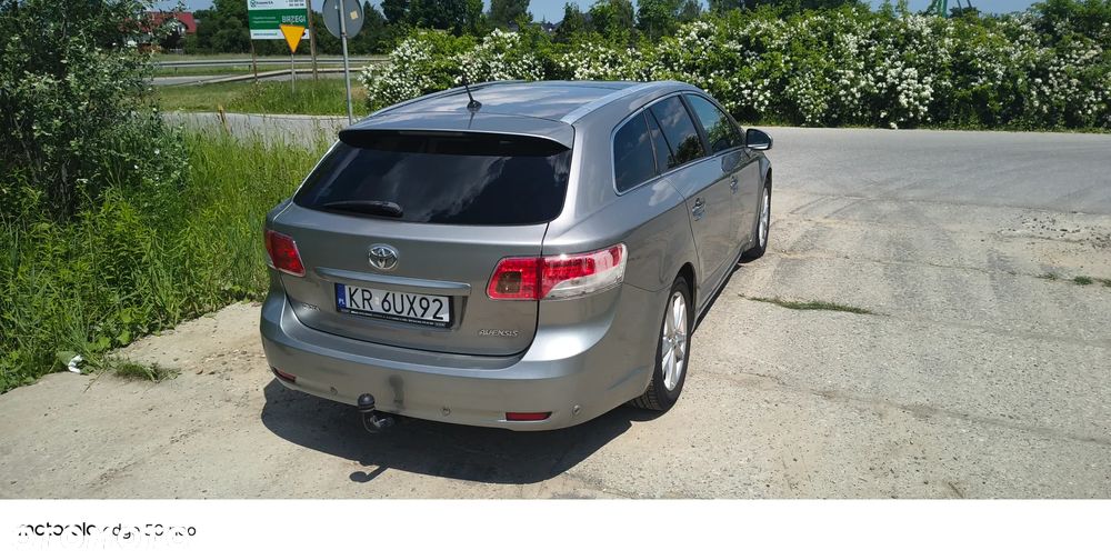 Toyota Avensis 2.0 D-4D Sol plus - 12