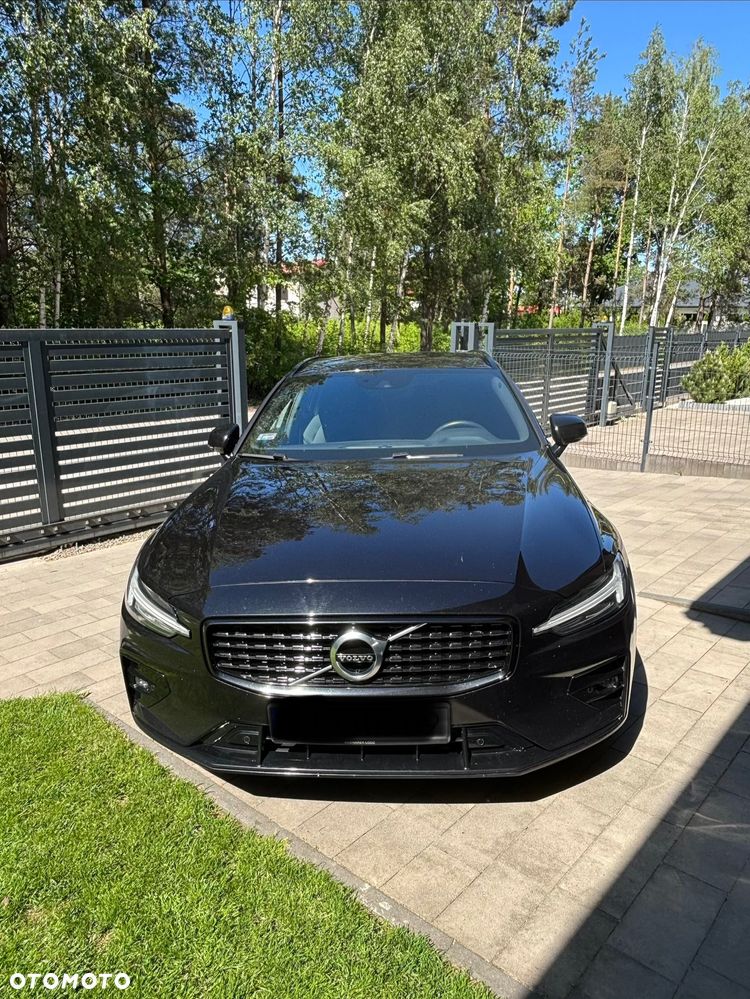 Volvo V60 B4 B R-Design - 11