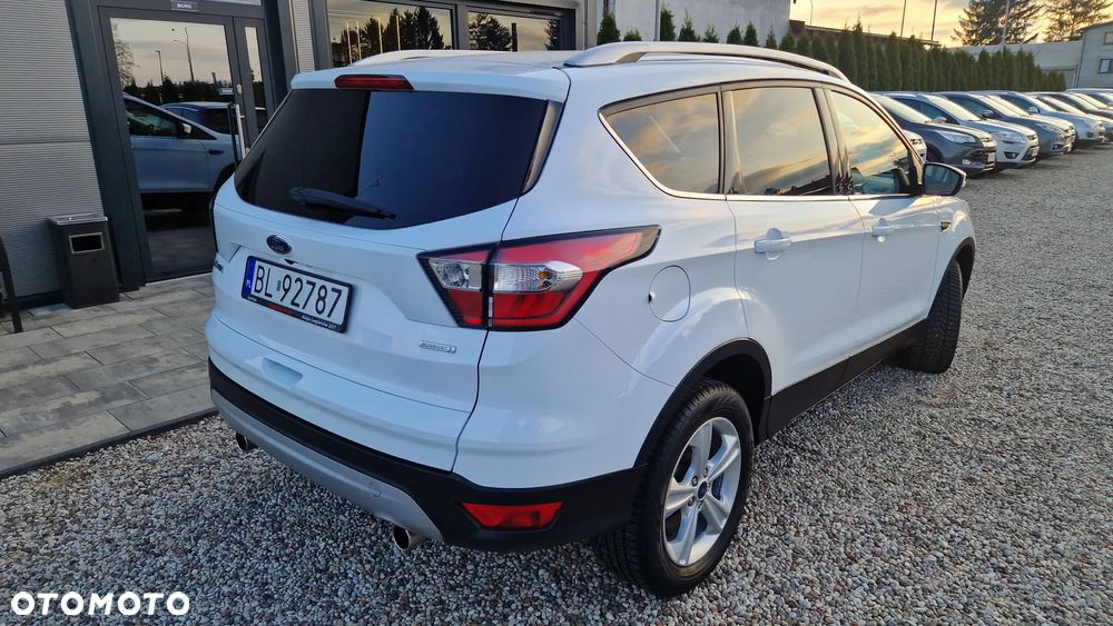 Ford Kuga 1.5 EcoBoost 2x4 Titanium - 27