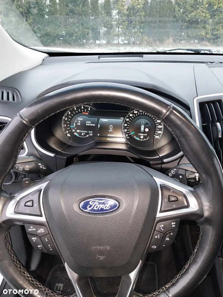 Ford Edge 2.0 TDCi Twin-Turbo 4WD ST-Line - 14