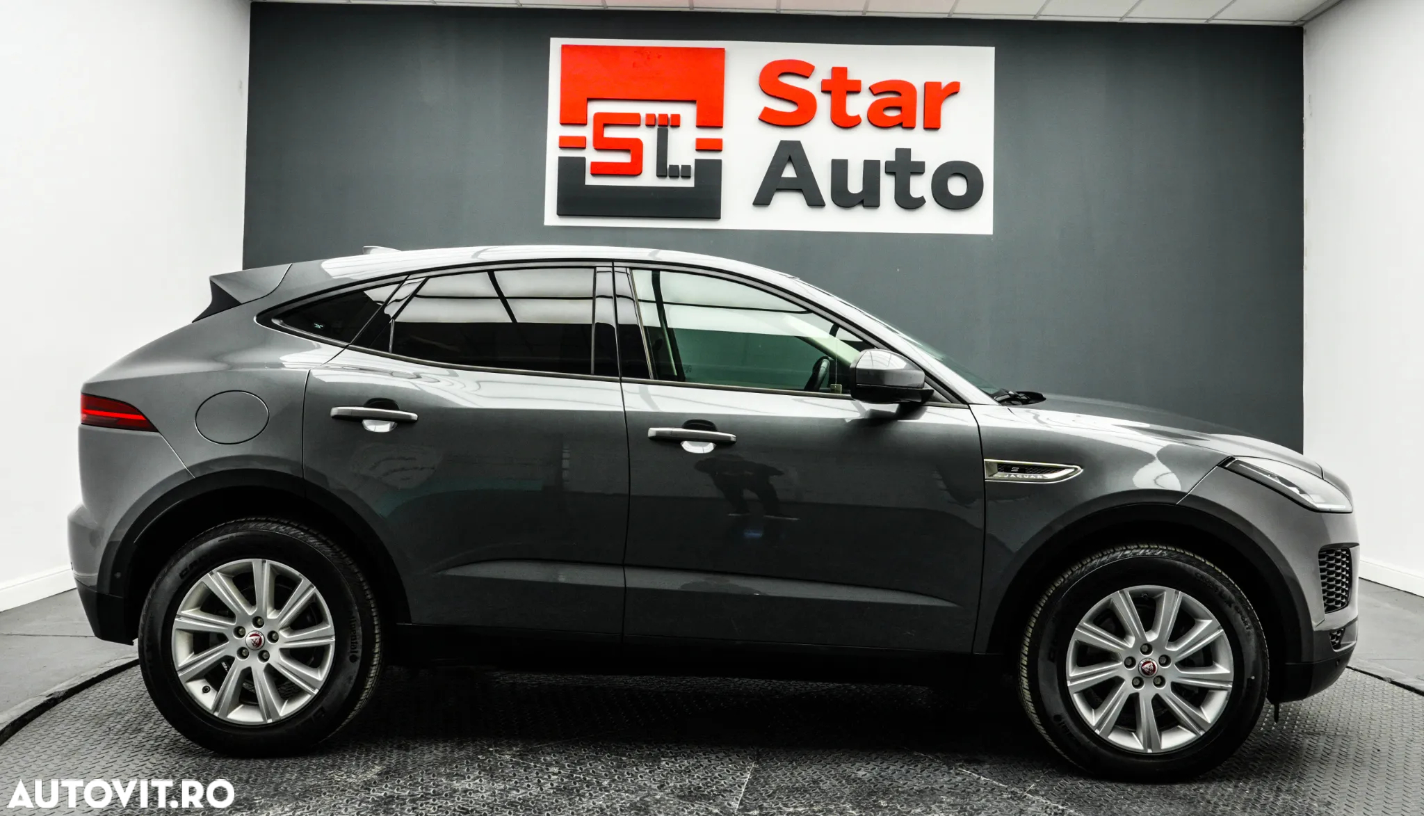 Jaguar E-Pace D150 AWD S - 11