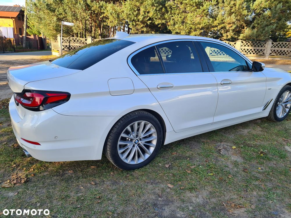 BMW Seria 5 520d xDrive Luxury Line - 19