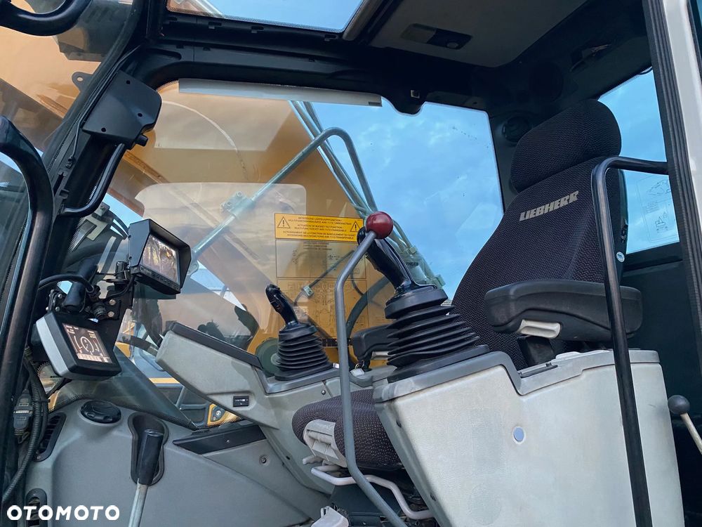 Liebherr R 906 LC, RAMIĘ 3X ŁAMANE, 10600 MTH, Z NIEMIEC - 11