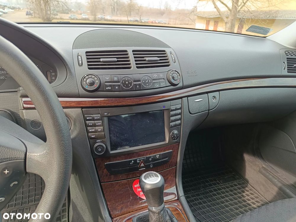 Mercedes-Benz Klasa E 200 Kompressor Elegance - 6