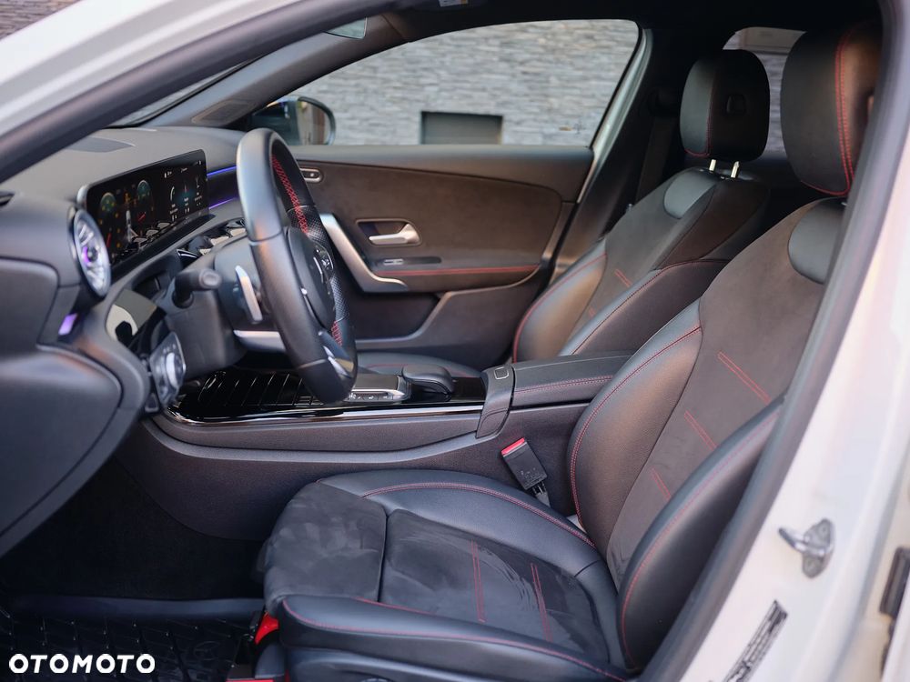Mercedes-Benz Klasa A 220 d Progressive 8G-DCT - 8