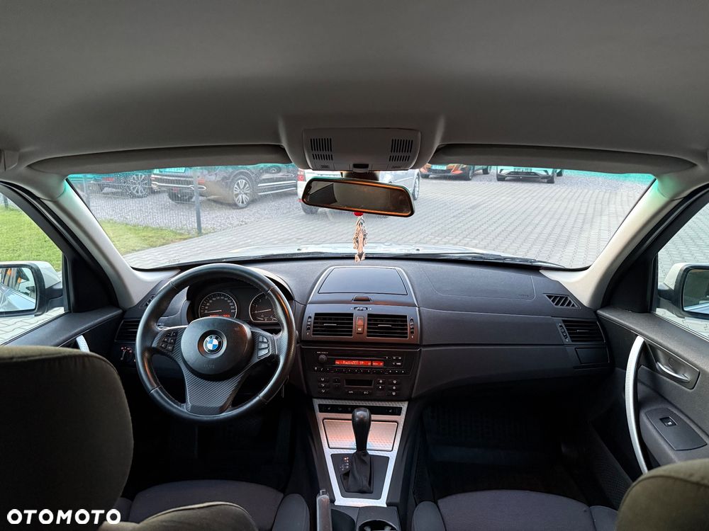 BMW X3 2.5i - 7