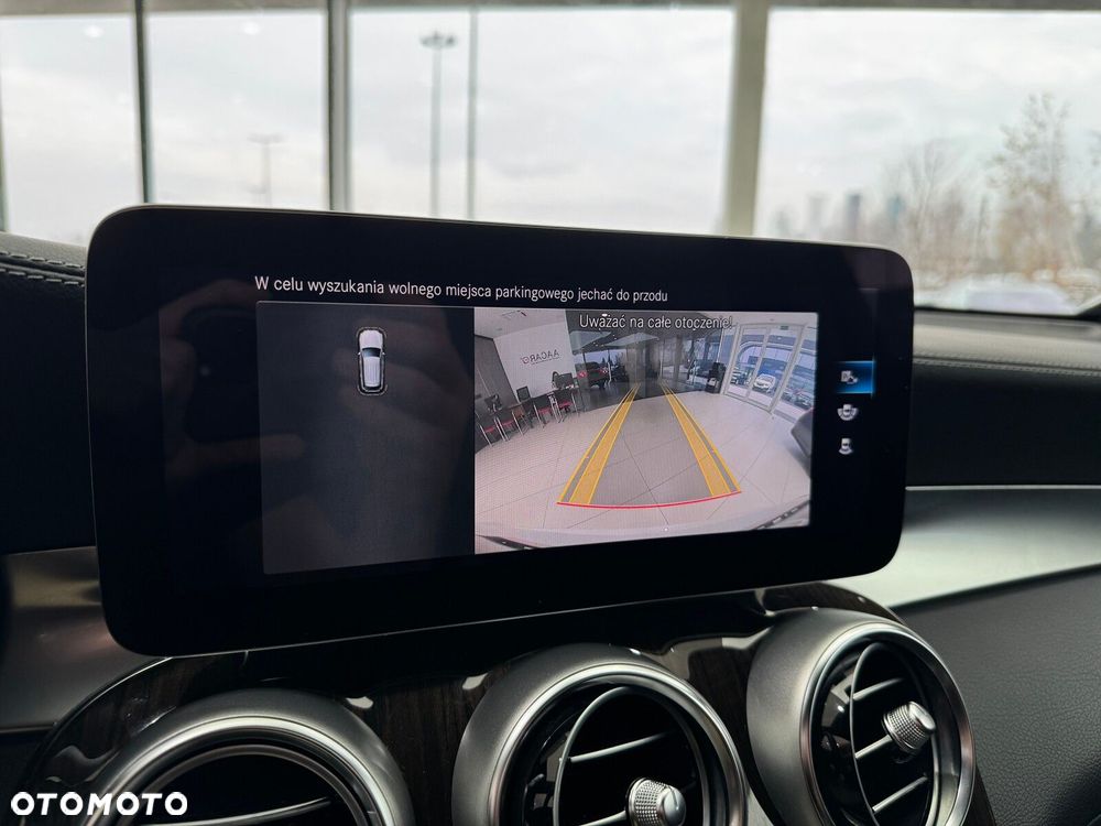 Mercedes-Benz GLC 300 d 4-Matic - 37