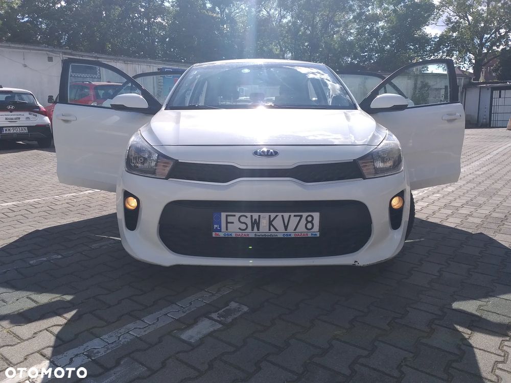 Kia Rio 1.2 M - 23