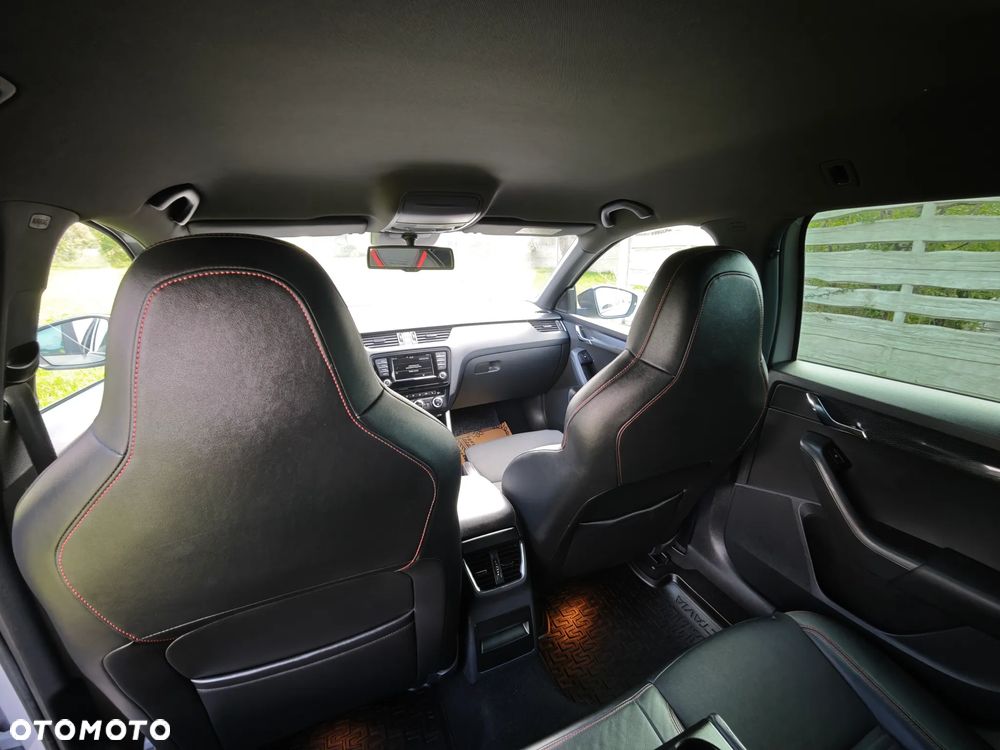 Skoda Octavia 2.0 TDI RS - 17