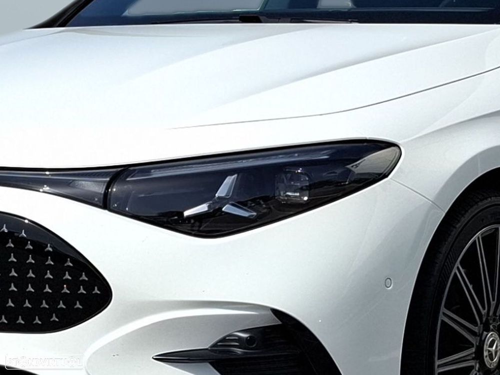 Mercedes-Benz CLA 250+ EQ - 3