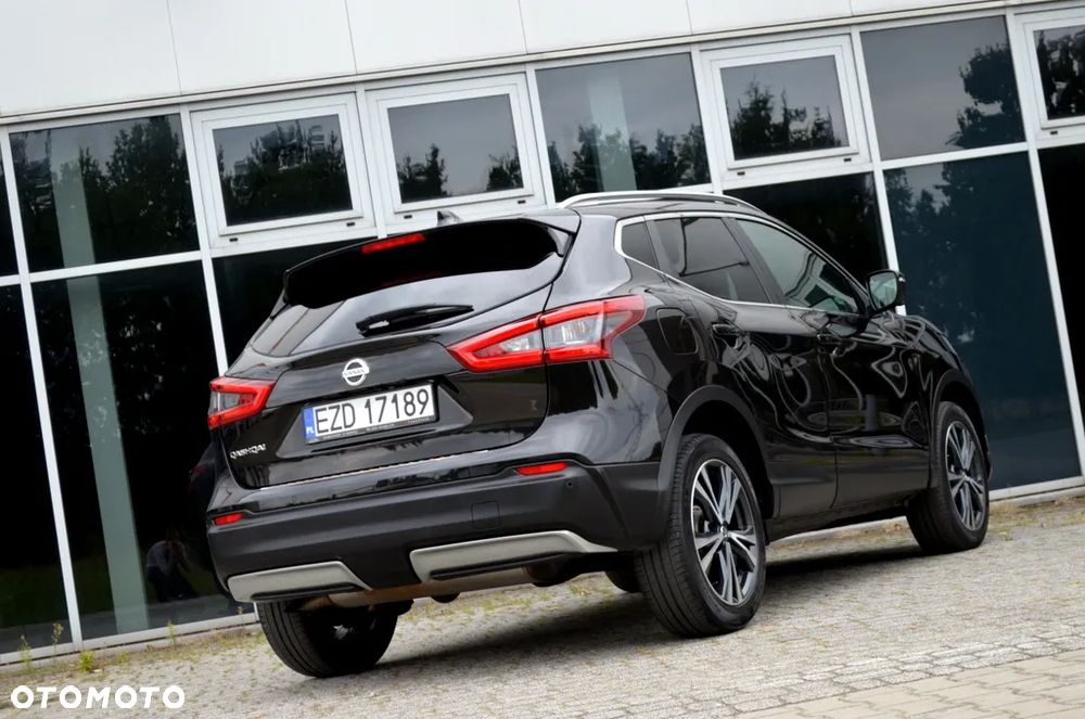 Nissan Qashqai 1.6 DIG-T N-Connecta - 18