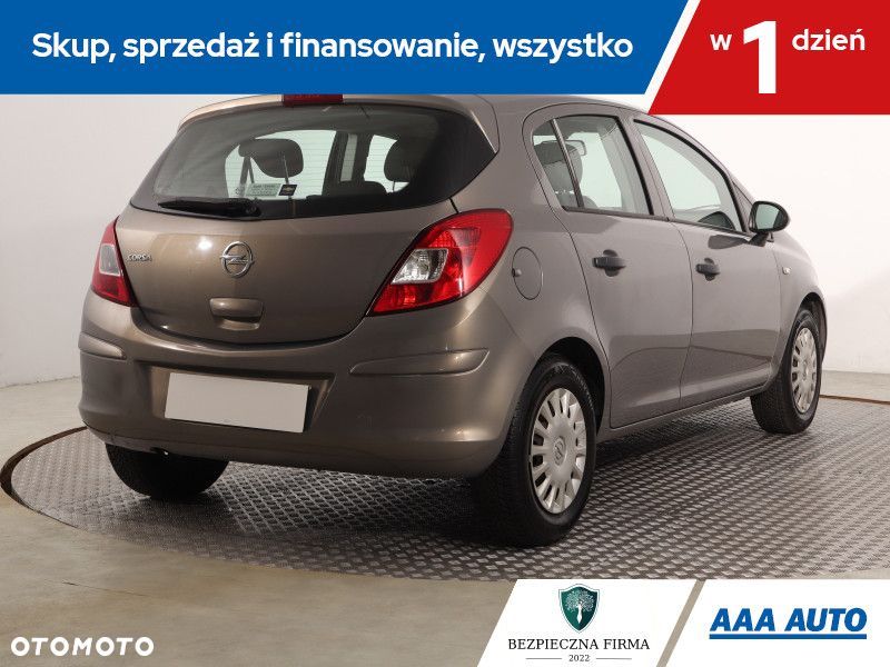 Opel Corsa - 7