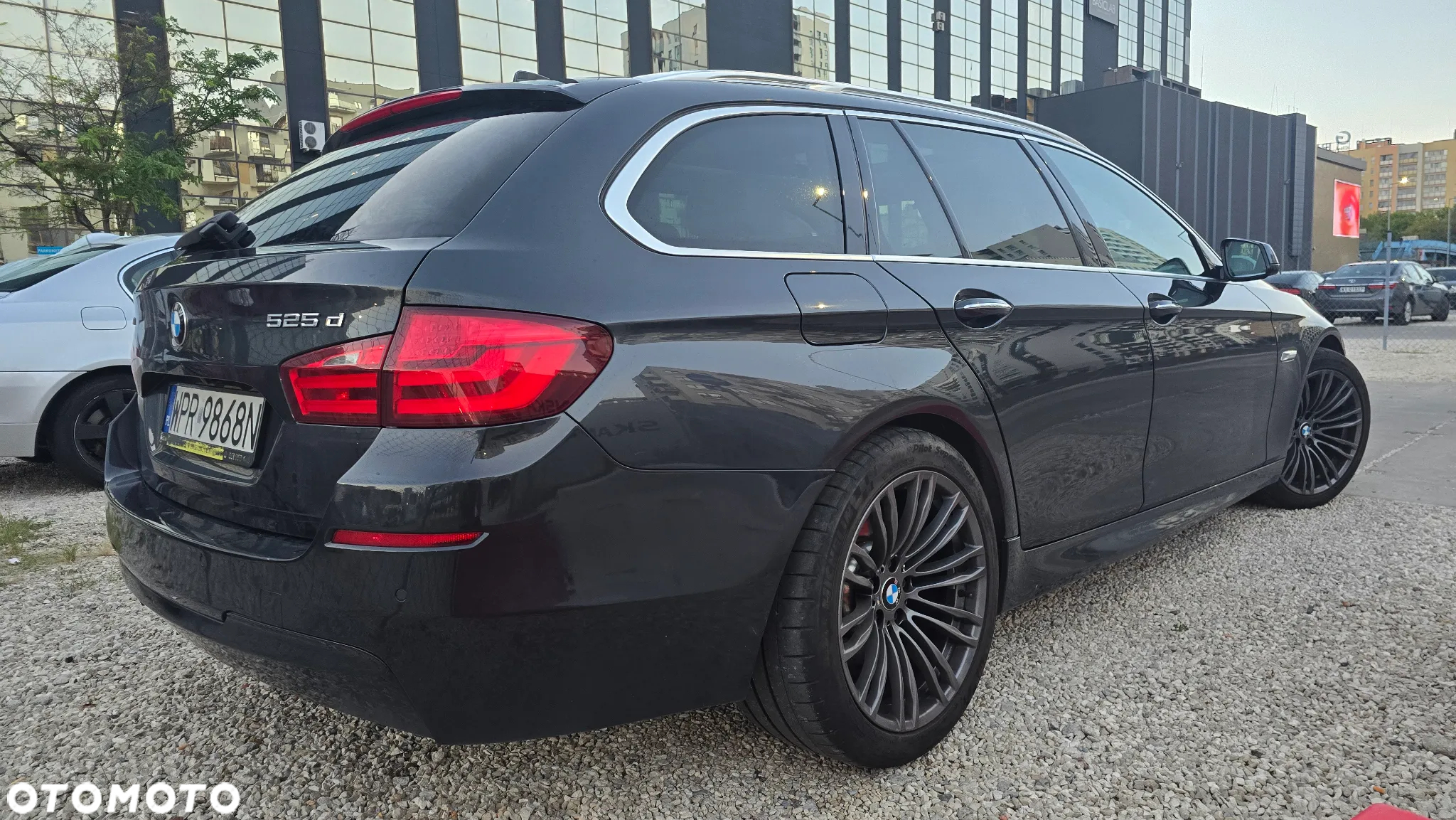 BMW Seria 5 525d xDrive - 7