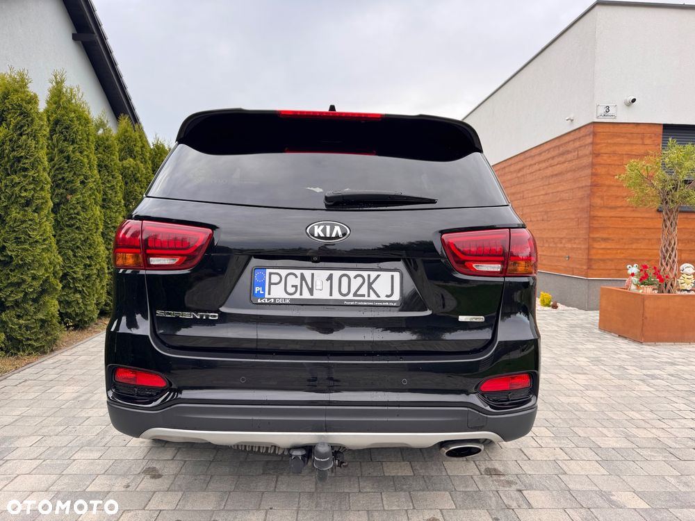 Kia Sorento 2.0 CRDI L - 12