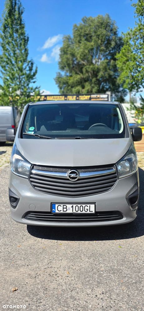 Opel Vivaro - 1