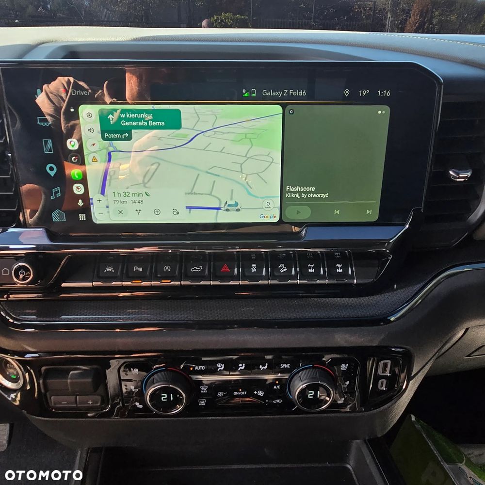 Chevrolet Silverado - 11