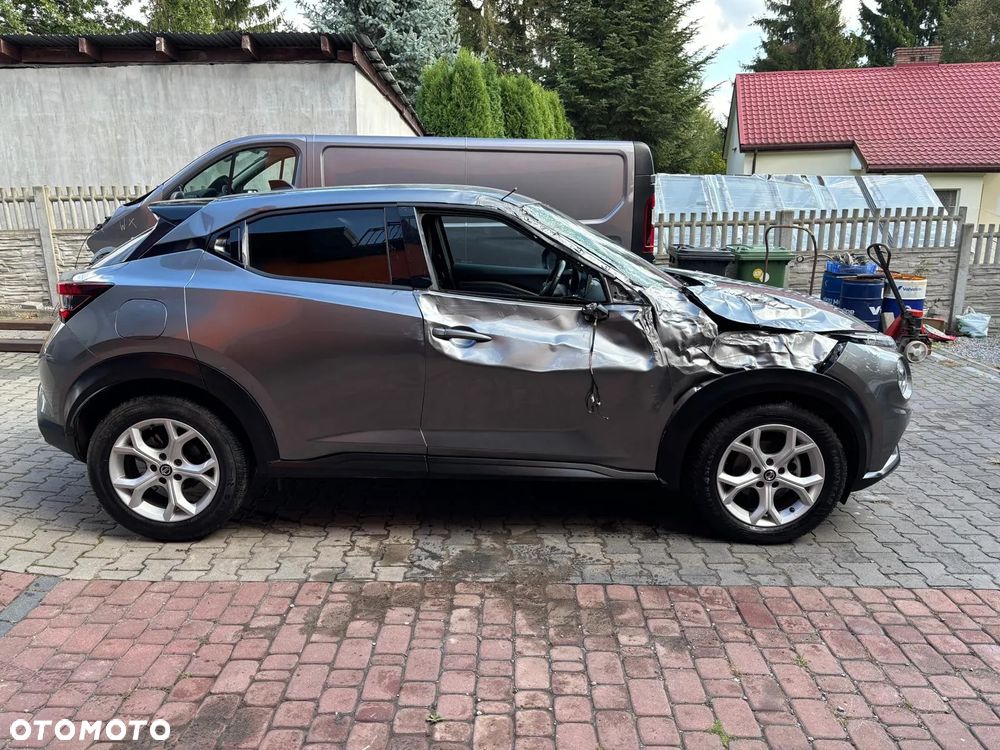 Nissan Juke 1.0 DIG-T Tekna - 4