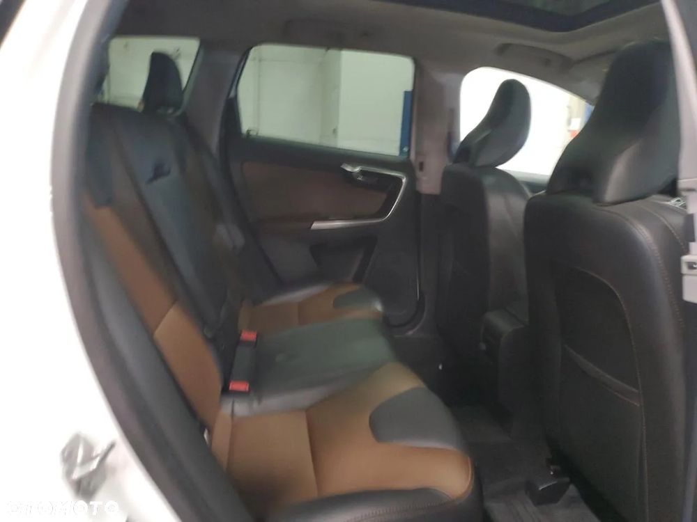 Volvo XC 60 T6 Geartronic Summum - 12