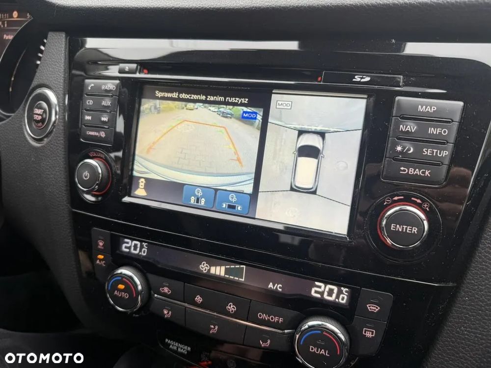 Nissan Qashqai 1.6 DCi 4x4 Tekna EU6 - 17