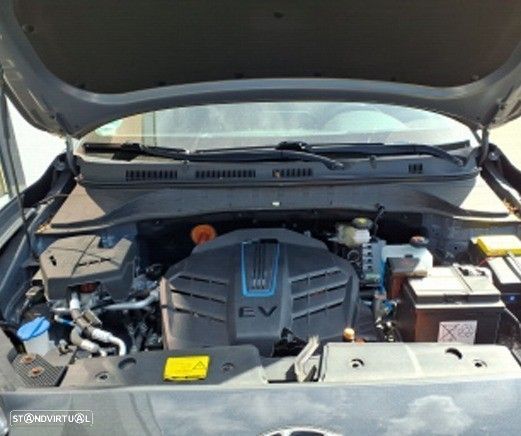 Hyundai Kauai EV 64 kWh Vanguard+TMS - 5