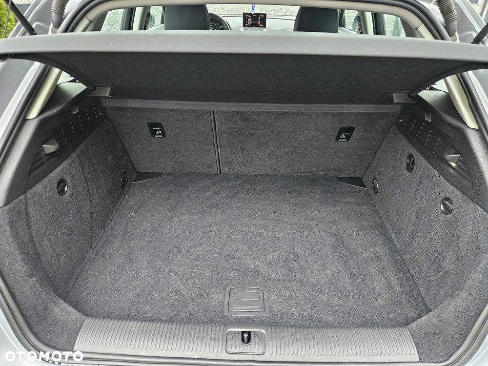 Audi A3 Sportback 1.6 TDI (clean diesel) Attraction - 11