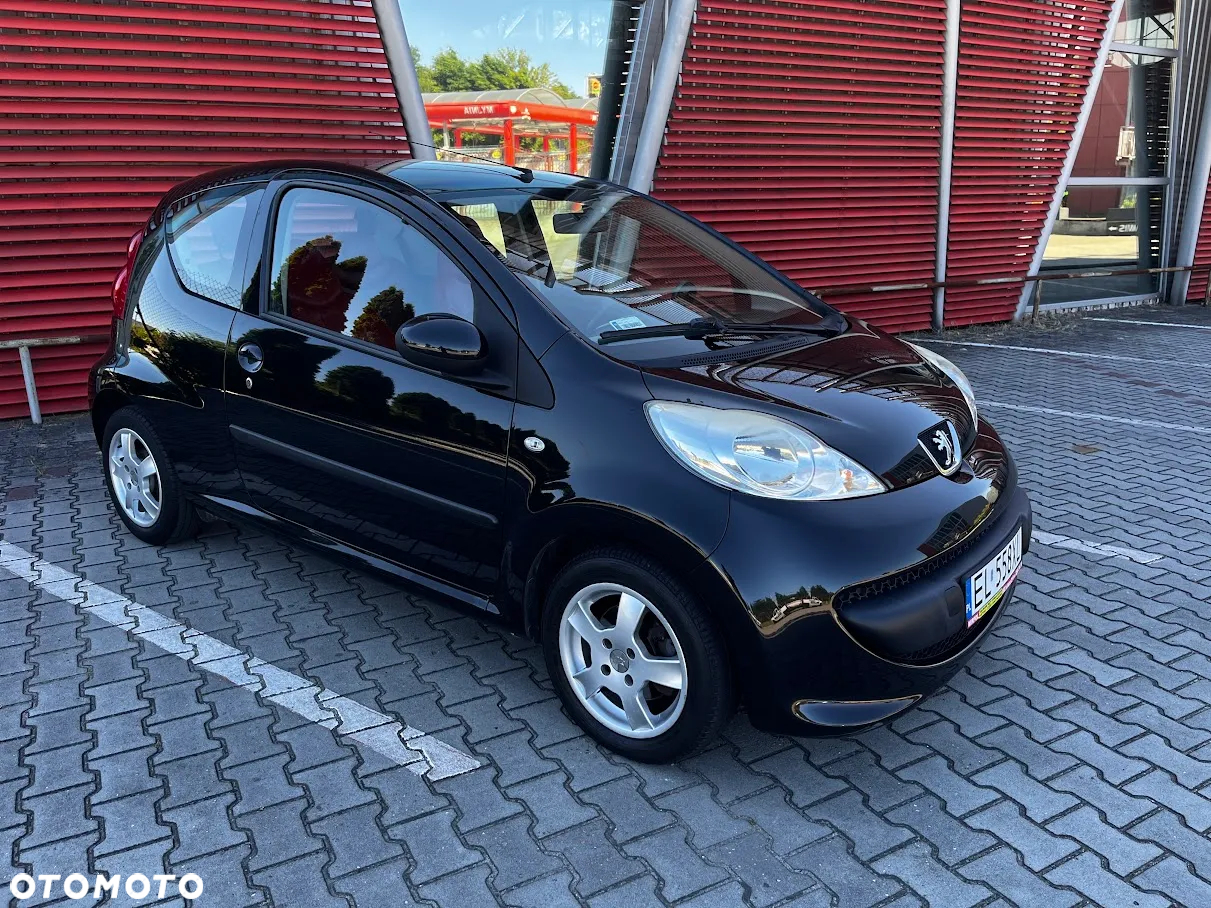 Peugeot 107 1.0 Trendy 2-Tronic - 2