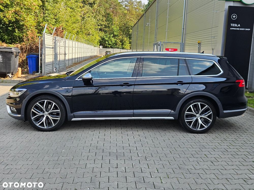 Volkswagen Passat Variant 2.0 TDI SCR 4Motion DSG Highline - 5
