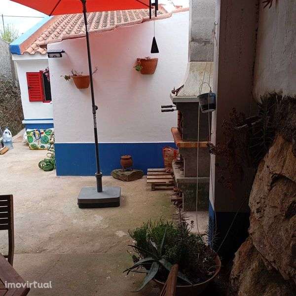 Moradia T1 Remodelada c/ Quintal - Grande imagem: 4/12