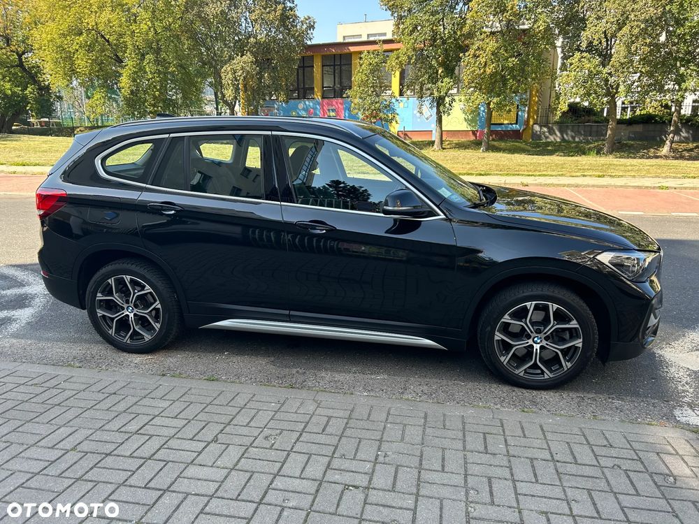 BMW X1 sDrive20i xLine - 4