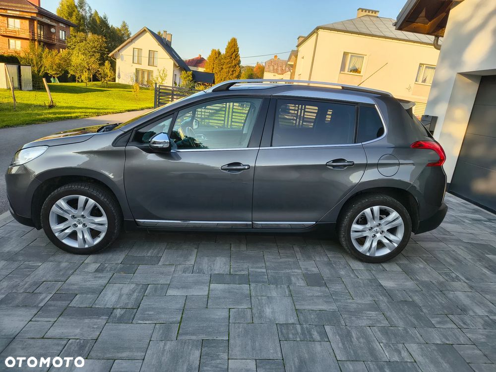 Peugeot 2008 PureTech 82 Allure - 2