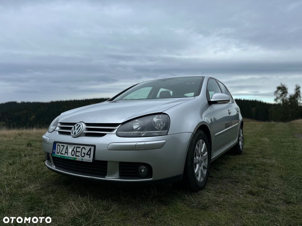 Volkswagen Golf V 1.9 TDI Comfortline - 1