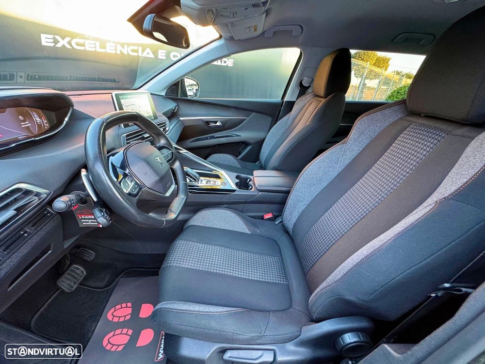 Peugeot 5008 1.5 BlueHDi Allure EAT8 - 10