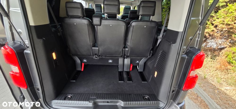 Peugeot Traveller 2.0 BlueHDi Standard Business Vip - 35