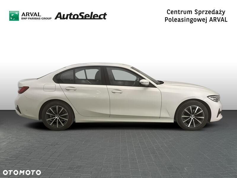 BMW Seria 3 318i - 8
