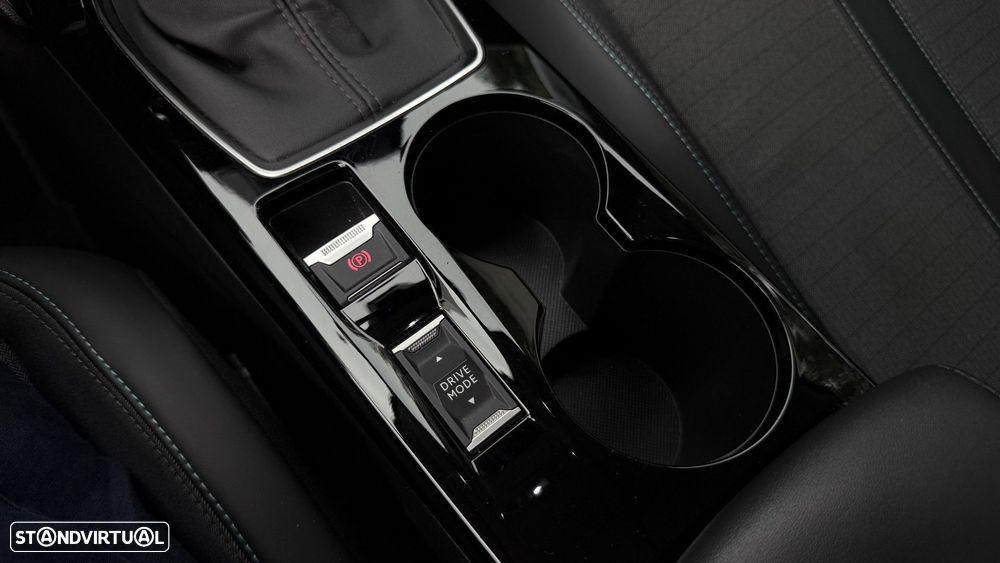 Peugeot 2008 1.2 PureTech Allure Pack - 16