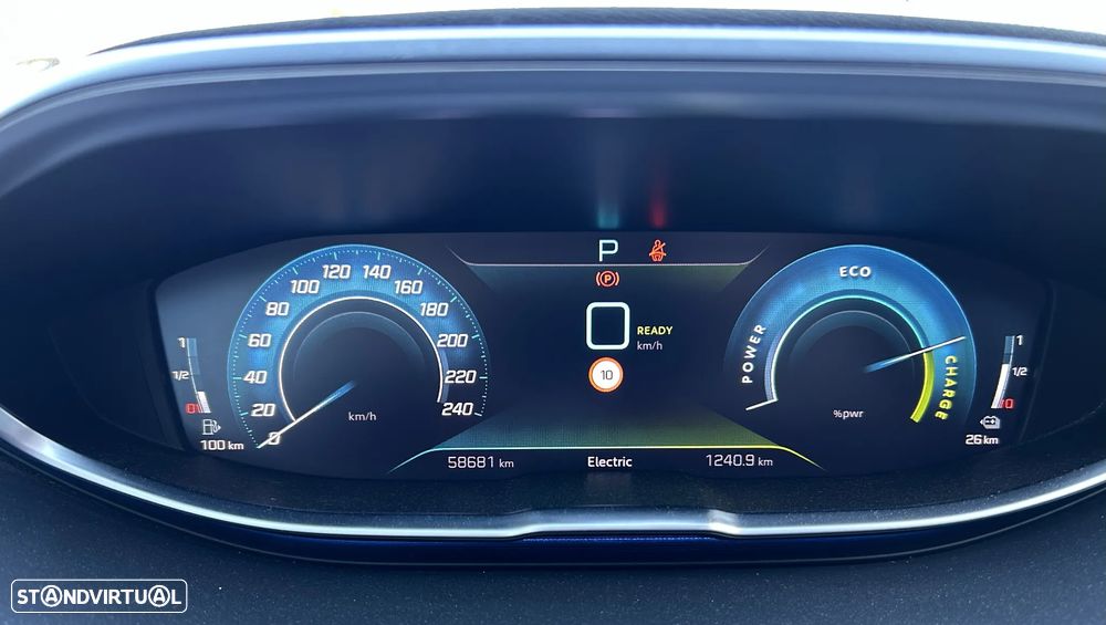 Peugeot 3008 1.6 Hybrid Allure Pack e-EAT8 - 6