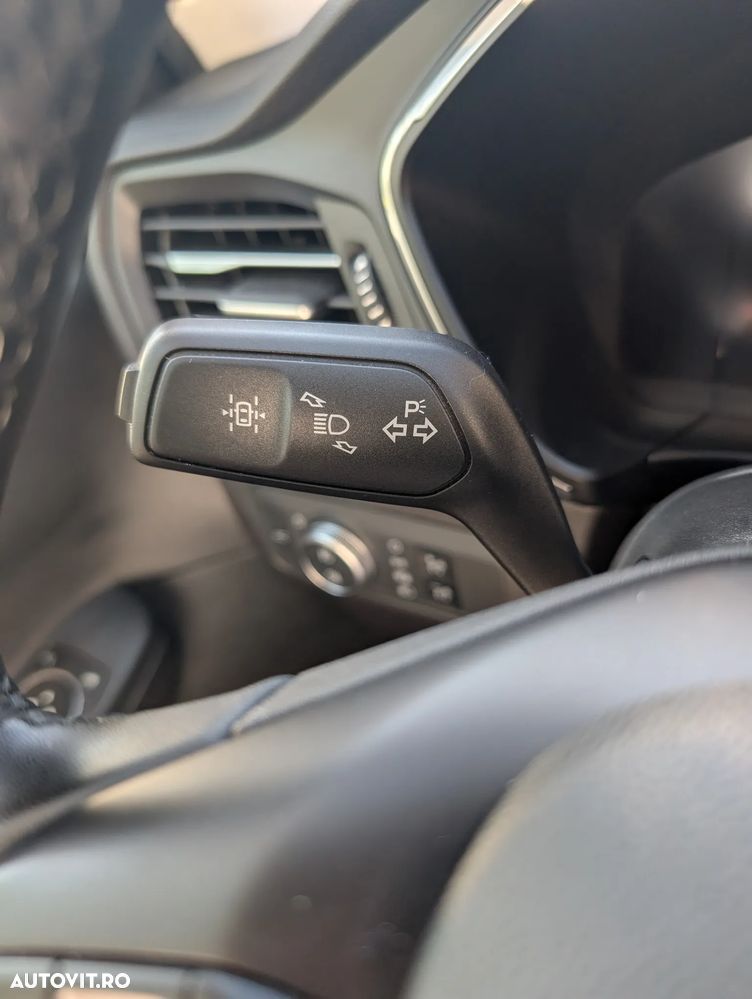 Ford Kuga 1.5 EcoBlue FWD Titanium X - 37