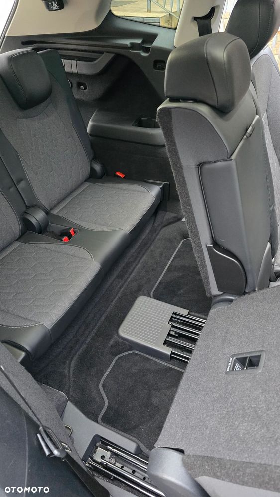 Volkswagen Tayron 2.0 TSI 4Mot Life Plus DSG - 17